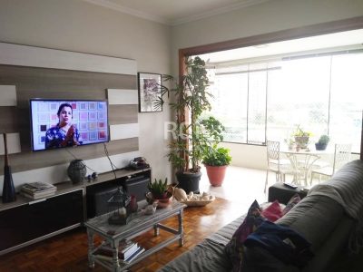 Apartamento à venda com 111m², 2 quartos, 1 suíte, 1 vaga no bairro Menino Deus em Porto Alegre - Foto 30