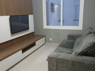 Apartamento à venda com 64m², 2 quartos, 1 suíte no bairro Centro Histórico em Porto Alegre - Foto 2