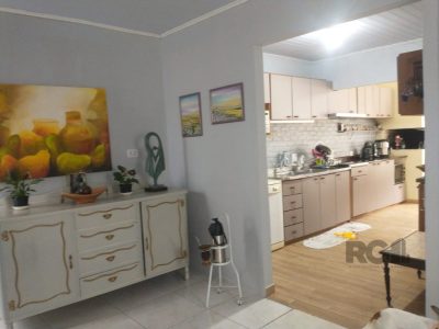 Casa à venda com 155m², 2 quartos, 1 suíte, 2 vagas no bairro Jardim Europa em Porto Alegre - Foto 13