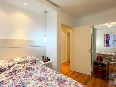 Apartamento à venda com 77m², 3 quartos, 1 suíte, 2 vagas no bairro Jardim Botânico em Porto Alegre - Foto 18