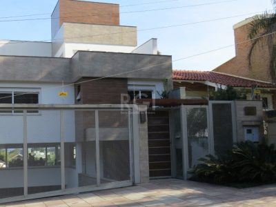 Casa à venda com 427m², 4 quartos, 4 suítes, 4 vagas no bairro Ipanema em Porto Alegre - Foto 98