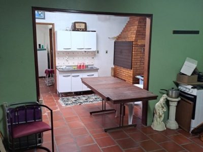 Casa à venda com 250m², 3 quartos, 1 suíte, 5 vagas no bairro Santa Tereza em Porto Alegre - Foto 13