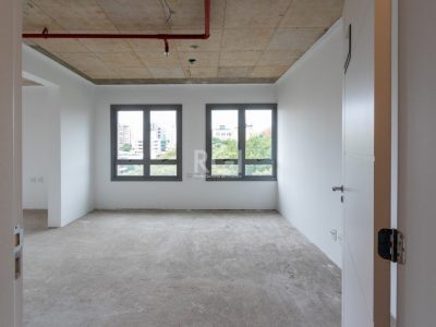 Conjunto/Sala à venda com 104m² no bairro São João em Porto Alegre - Foto 2