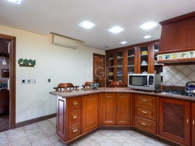 Casa Condominio à venda com 784m², 6 quartos, 2 suítes, 6 vagas no bairro Ipanema em Porto Alegre - Foto 22