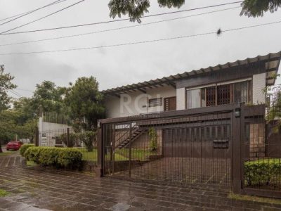 Casa à venda com 327m², 4 quartos, 1 suíte, 3 vagas no bairro Chácara das Pedras em Porto Alegre - Foto 63