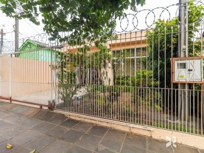 Casa à venda com 140m², 2 quartos, 2 suítes, 2 vagas no bairro Medianeira em Porto Alegre - Foto 23