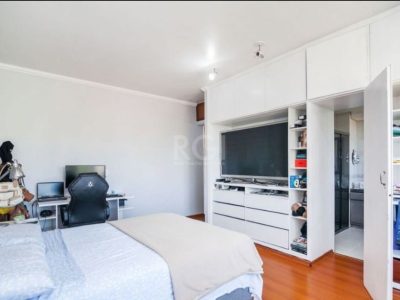 Apartamento à venda com 232m², 3 quartos, 1 suíte, 2 vagas no bairro Bela Vista em Porto Alegre - Foto 9