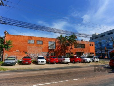 Depósito/Pavilhão à venda com 1.040m² no bairro Navegantes em Porto Alegre - Foto 4