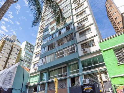 Apartamento à venda com 183m², 4 quartos, 1 suíte no bairro Centro Histórico em Porto Alegre - Foto 2