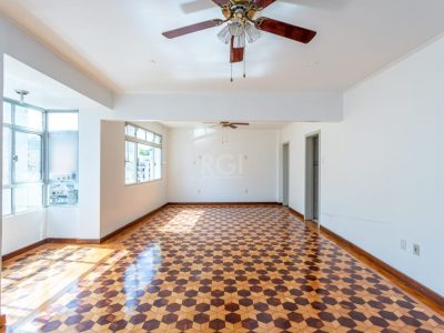 Apartamento à venda com 183m², 4 quartos, 1 suíte no bairro Centro Histórico em Porto Alegre - Foto 3