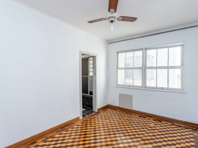 Apartamento à venda com 183m², 4 quartos, 1 suíte no bairro Centro Histórico em Porto Alegre - Foto 14