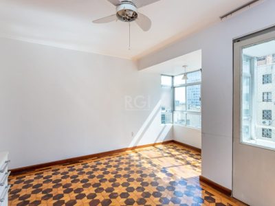 Apartamento à venda com 183m², 4 quartos, 1 suíte no bairro Centro Histórico em Porto Alegre - Foto 12