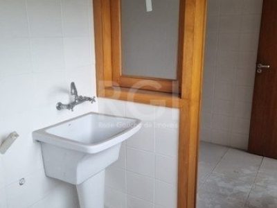 Apartamento à venda com 75m², 2 quartos, 1 suíte, 3 vagas no bairro Petrópolis em Porto Alegre - Foto 11