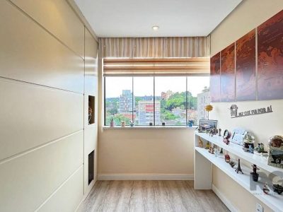 Cobertura à venda com 159m², 3 quartos, 1 suíte, 3 vagas no bairro Cristal em Porto Alegre - Foto 3