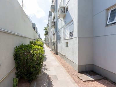 Apartamento à venda com 71m², 3 quartos, 1 vaga no bairro Ipanema em Porto Alegre - Foto 2