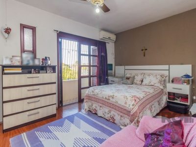 Casa à venda com 215m², 4 quartos, 4 vagas no bairro Santa Tereza em Porto Alegre - Foto 20