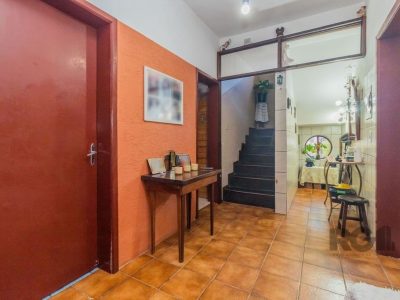 Casa à venda com 215m², 4 quartos, 4 vagas no bairro Santa Tereza em Porto Alegre - Foto 11