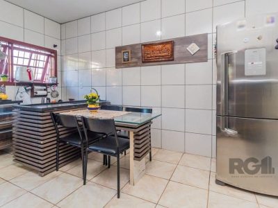 Casa à venda com 215m², 4 quartos, 4 vagas no bairro Santa Tereza em Porto Alegre - Foto 8