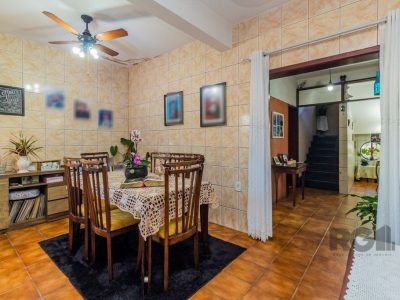 Casa à venda com 215m², 4 quartos, 4 vagas no bairro Santa Tereza em Porto Alegre - Foto 5