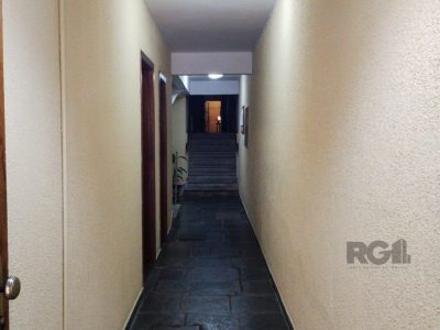 Apartamento à venda com 40m², 1 quarto no bairro Petrópolis em Porto Alegre - Foto 2