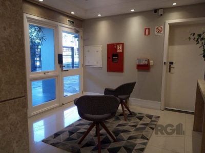 Apartamento à venda com 123m², 2 quartos, 2 suítes, 2 vagas no bairro Higienópolis em Porto Alegre - Foto 19