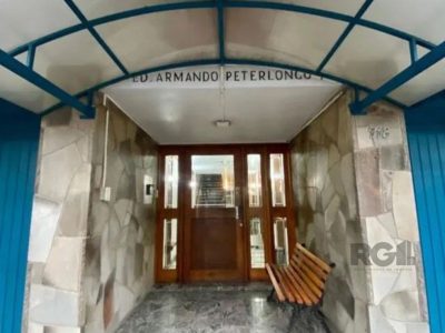 Apartamento à venda com 100m², 3 quartos, 1 vaga no bairro Menino Deus em Porto Alegre - Foto 3