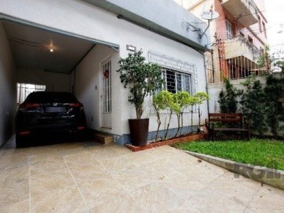 Casa à venda com 88m², 3 quartos, 1 suíte, 2 vagas no bairro Partenon em Porto Alegre - Foto 22