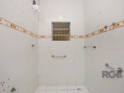 Casa à venda com 88m², 3 quartos, 1 suíte, 2 vagas no bairro Partenon em Porto Alegre - Foto 8