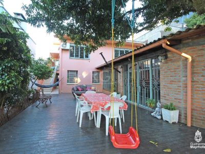 Casa à venda com 500m², 5 quartos, 2 suítes, 5 vagas no bairro Menino Deus em Porto Alegre - Foto 43