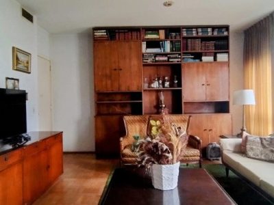 Apartamento à venda com 199m², 3 quartos, 1 suíte no bairro Moinhos de Vento em Porto Alegre - Foto 2