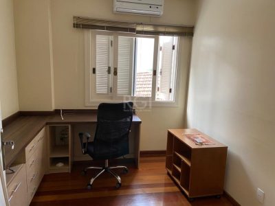 Apartamento à venda com 105m², 3 quartos, 1 suíte, 1 vaga no bairro Jardim Botânico em Porto Alegre - Foto 20