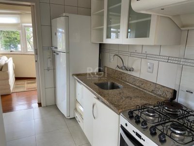 Apartamento à venda com 105m², 3 quartos, 1 suíte, 1 vaga no bairro Jardim Botânico em Porto Alegre - Foto 5