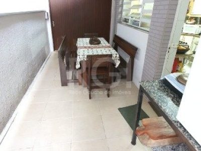 Casa à venda com 320m², 5 quartos, 3 suítes, 8 vagas no bairro Ipanema em Porto Alegre - Foto 8