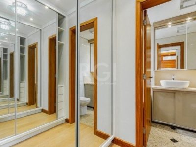 Cobertura à venda com 235m², 3 quartos, 1 suíte, 3 vagas no bairro Higienópolis em Porto Alegre - Foto 21