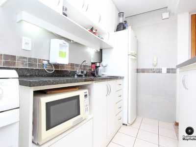 Apartamento à venda com 73m², 2 quartos, 1 vaga no bairro Menino Deus em Porto Alegre - Foto 7