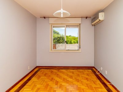 Apartamento à venda com 70m², 2 quartos no bairro Vila Ipiranga em Porto Alegre - Foto 3