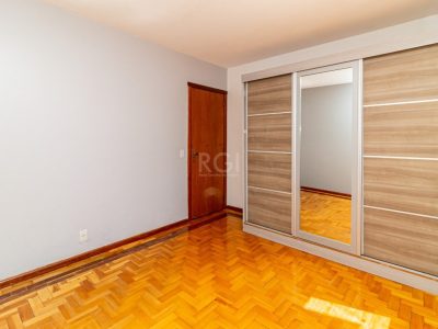 Apartamento à venda com 70m², 2 quartos no bairro Vila Ipiranga em Porto Alegre - Foto 22