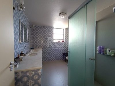 Apartamento à venda com 245m², 3 quartos, 1 suíte, 2 vagas no bairro Independência em Porto Alegre - Foto 14