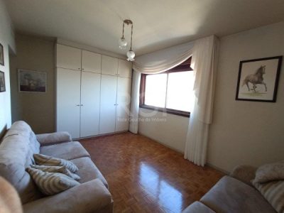 Apartamento à venda com 245m², 3 quartos, 1 suíte, 2 vagas no bairro Independência em Porto Alegre - Foto 17