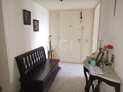 Apartamento à venda com 245m², 3 quartos, 1 suíte, 2 vagas no bairro Independência em Porto Alegre - Foto 24