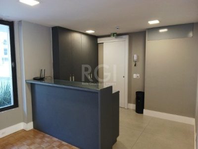 Apartamento à venda com 245m², 3 quartos, 1 suíte, 2 vagas no bairro Independência em Porto Alegre - Foto 29