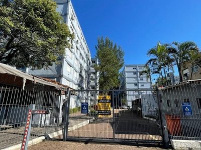 Apartamento à venda com 69.915m², 3 quartos no bairro Partenon em Porto Alegre - Foto 2