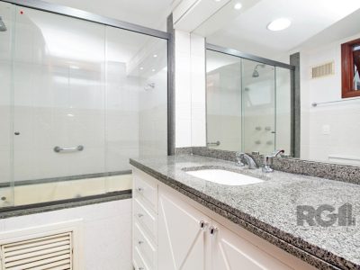 Apartamento à venda com 146m², 3 quartos, 1 suíte, 2 vagas no bairro Mont Serrat em Porto Alegre - Foto 28