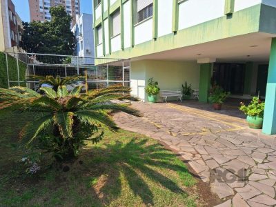 Apartamento à venda com 81m², 2 quartos, 1 vaga no bairro Menino Deus em Porto Alegre - Foto 11