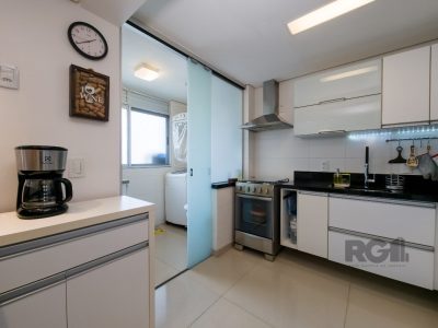 Apartamento à venda com 105m², 3 quartos, 1 suíte, 3 vagas no bairro Tristeza em Porto Alegre - Foto 18