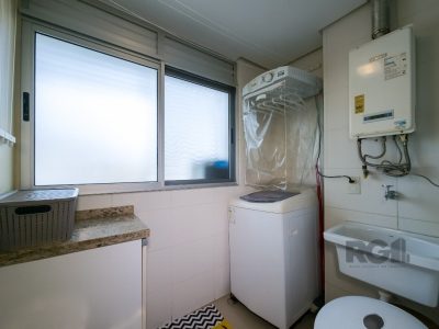 Apartamento à venda com 105m², 3 quartos, 1 suíte, 3 vagas no bairro Tristeza em Porto Alegre - Foto 19