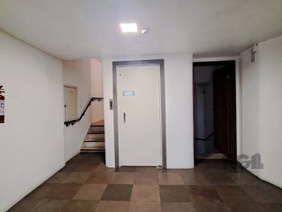 Apartamento à venda com 36m², 1 quarto no bairro Centro Histórico em Porto Alegre - Foto 10