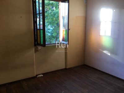 Casa à venda com 140m², 3 quartos, 1 vaga no bairro Santana em Porto Alegre - Foto 13