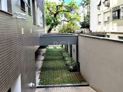 Apartamento à venda com 66m², 2 quartos, 1 suíte, 1 vaga no bairro Menino Deus em Porto Alegre - Foto 8