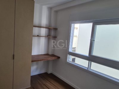 Apartamento à venda com 66m², 2 quartos, 1 suíte, 1 vaga no bairro Menino Deus em Porto Alegre - Foto 18